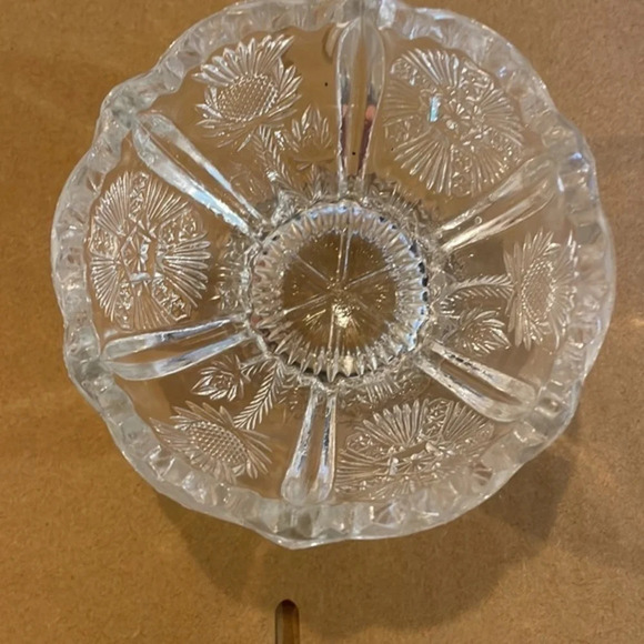 Vintage J.B. Higbee Glass Co., footed sauce dish “paneled thistle” , pre owned - Picture 2 of 4